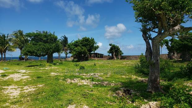 1 Acre Beachplot in Malindi, Kilifi for Sale - thumbnail 3
