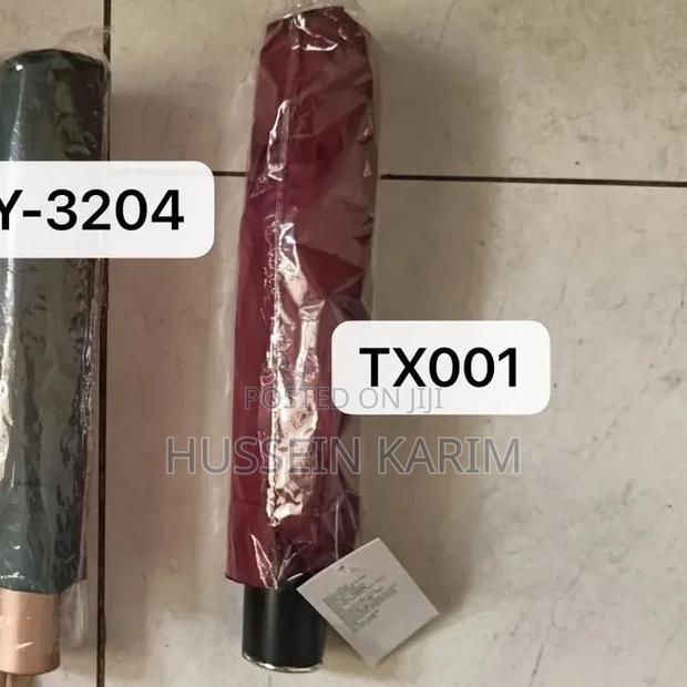 High Quality Large Umbrella (Folding) - thumbnail 2