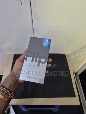New Samsung Galaxy Z Flip4 256 GB Blue