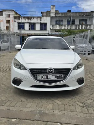 Mazda Axela 2016 White