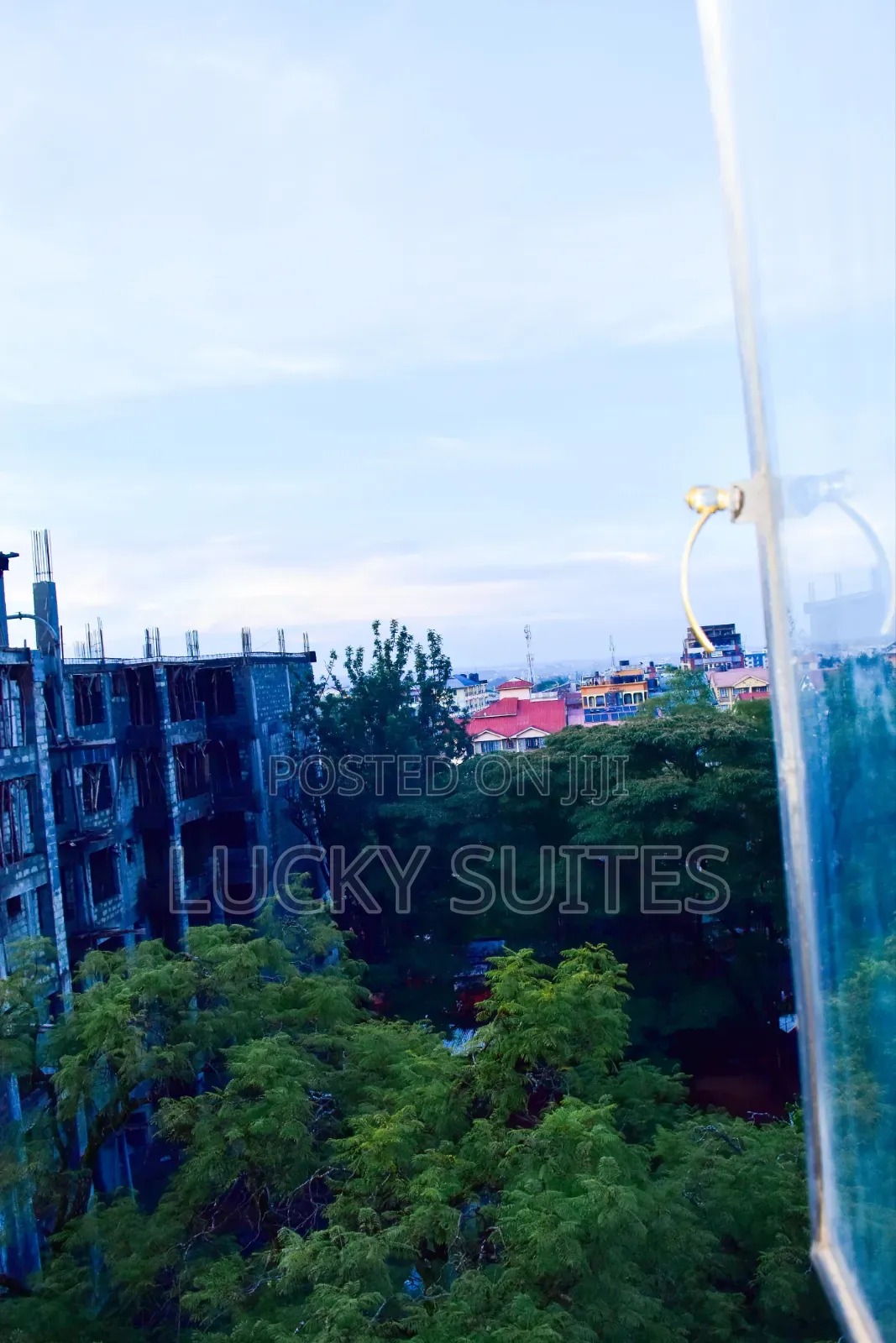 Calm Stay Studio With Scenic Trees View Perfect For Long-term Stays