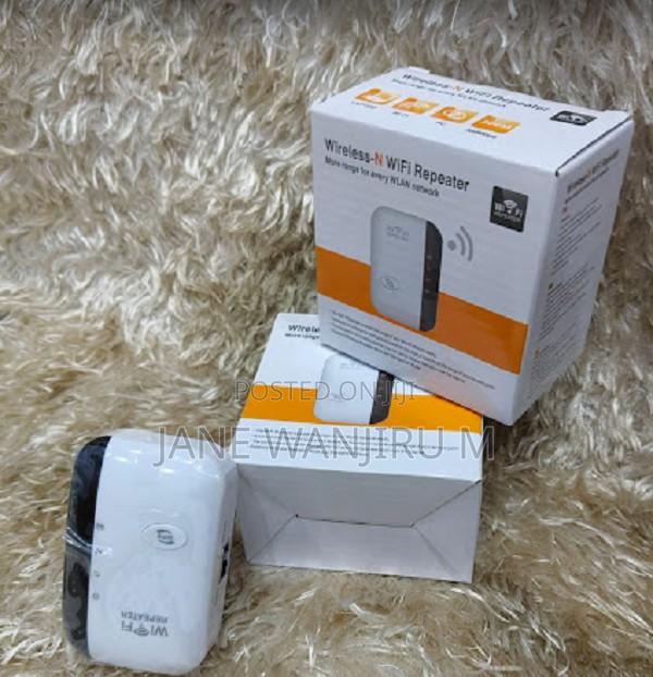 Wireless-N 300mbps Wifi Range Extender – Strong Internet Coverage - main view