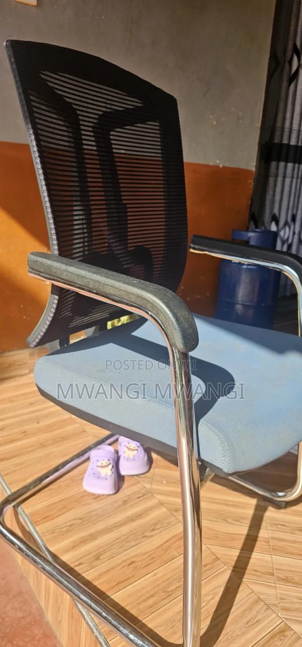 Ergonomic High Office Chair - thumbnail 2