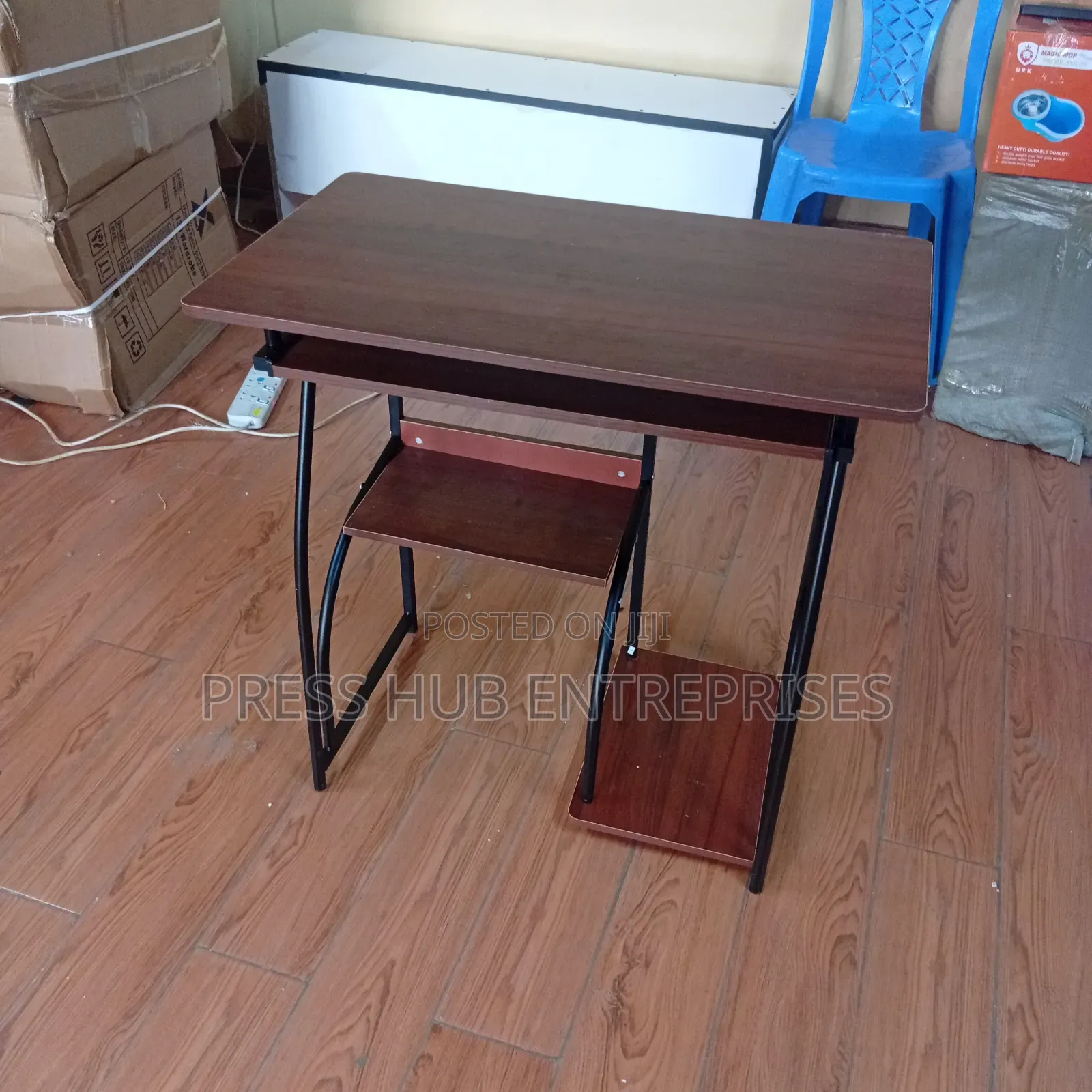 Desk With Keyboard Tray Side