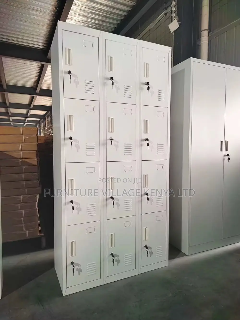 12-Door's Metallic White Filling Locker Cabinet