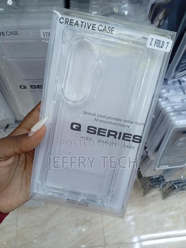 Samsung Galaxy Z Fold 6 Transparent Cover - thumbnail 2