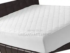 6x6 White Mattress Protector Set With 2 Pillowcases