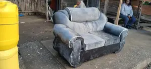 Grey Kangaroo Seat