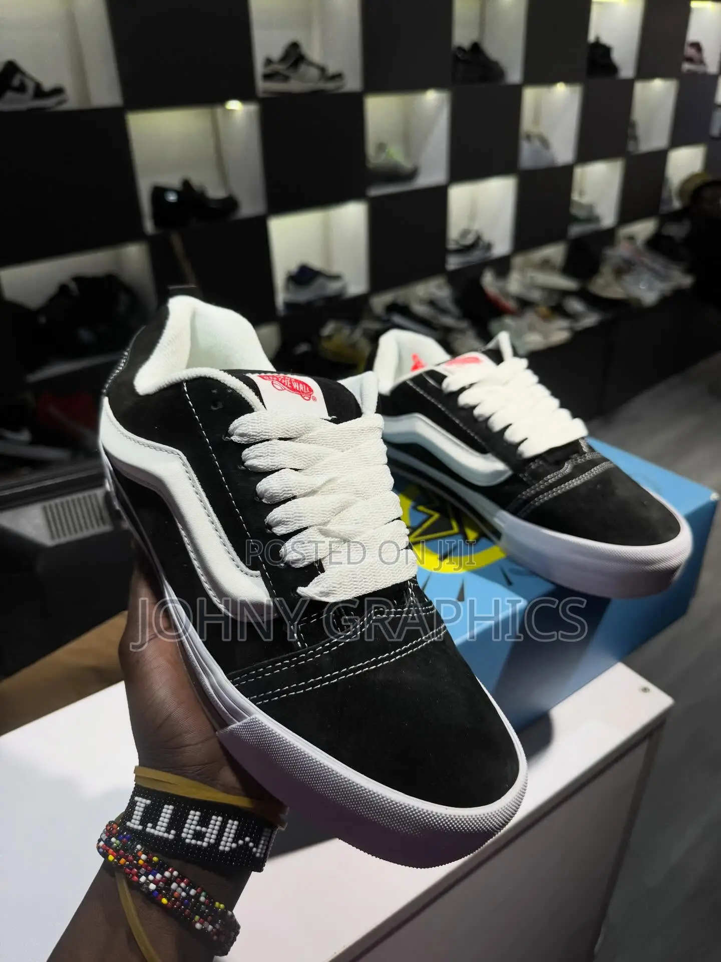 Vans Knu Skool Sneakers - Black/White (All Sizes Available)