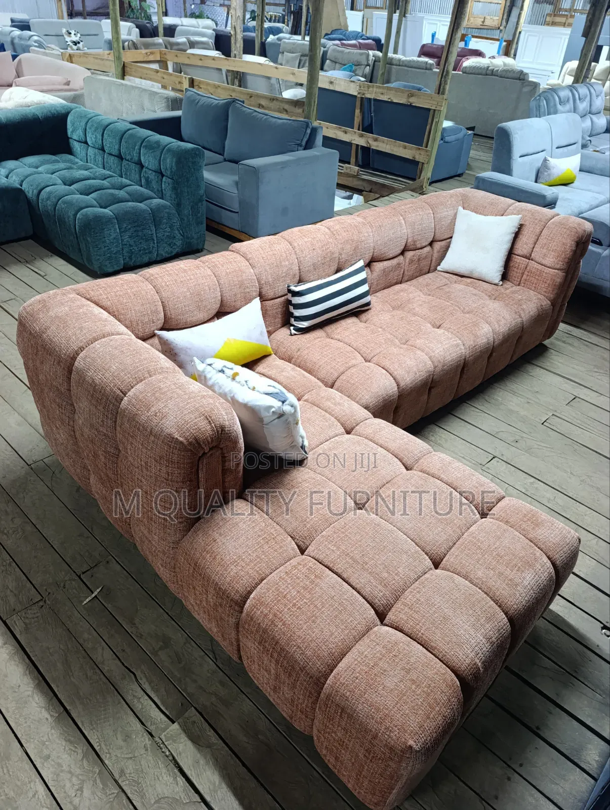 Large Corner Sofa- Perfect for Big Spaces