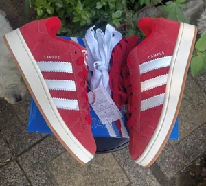 Addias Sneakers