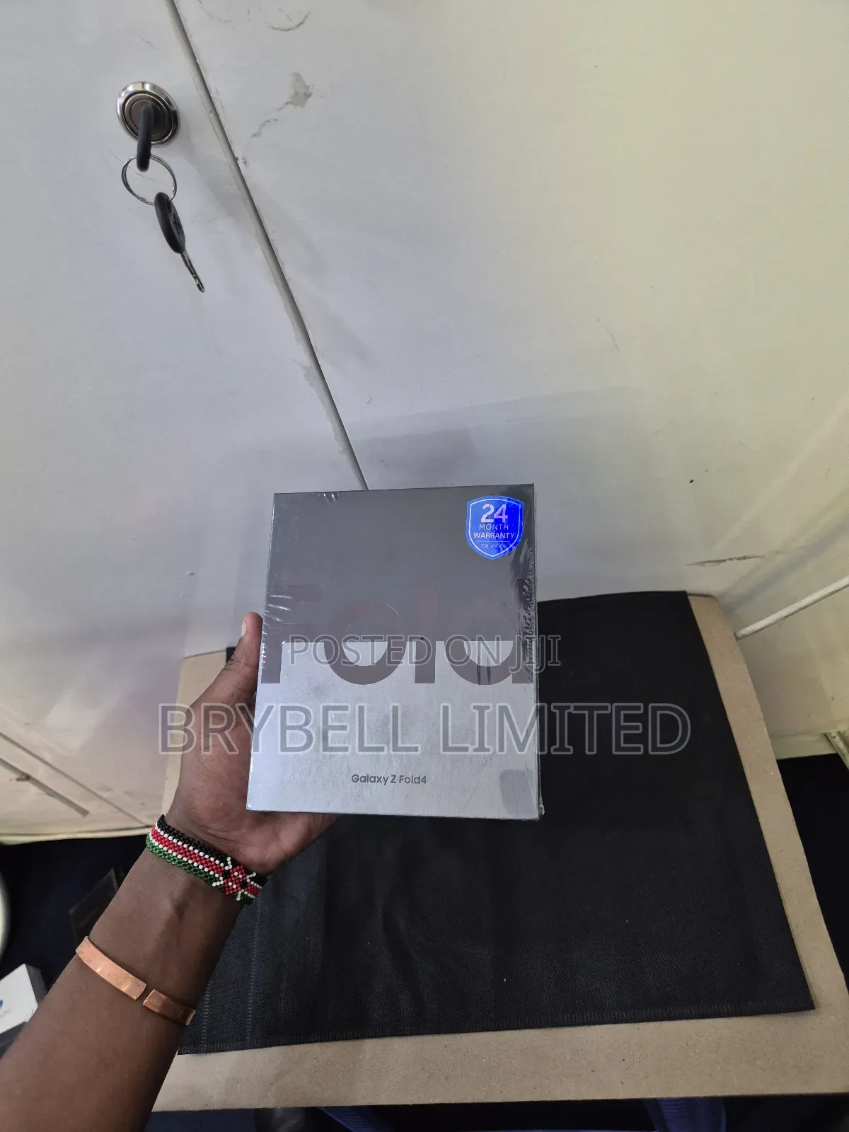 New Samsung Galaxy Z Fold4 256 GB Blue