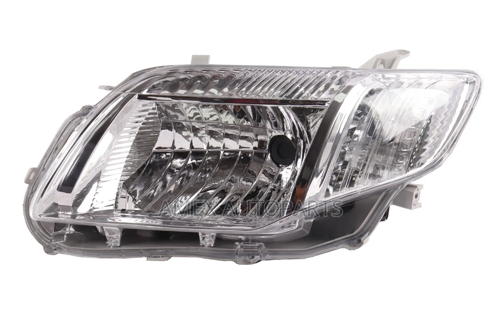 Head Lights Toyota Axio Fielder Nze141 08 (Amex)