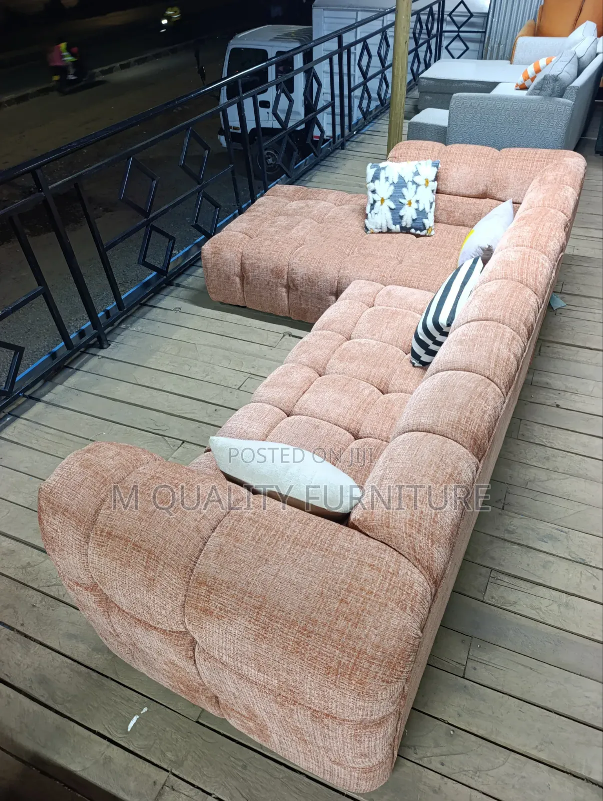 Classic Luxury Design Sofa