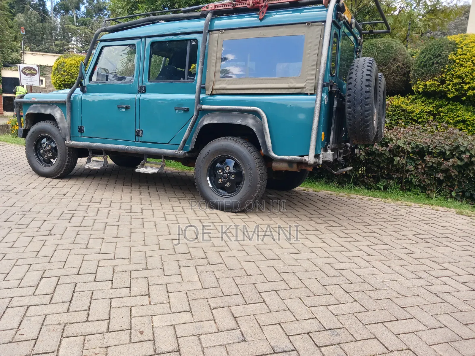 Land Rover Defender Base 4x4 1993 Blue