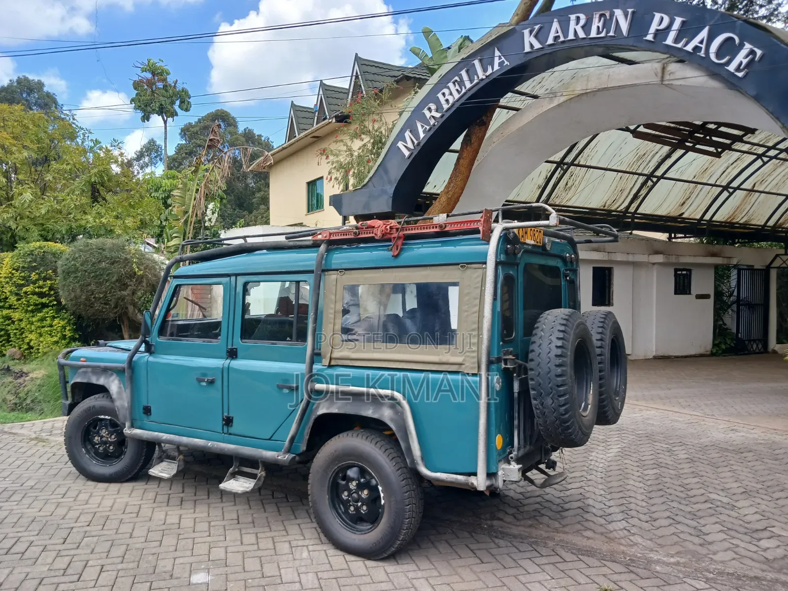 Land Rover Defender Base 4x4 1993 Blue