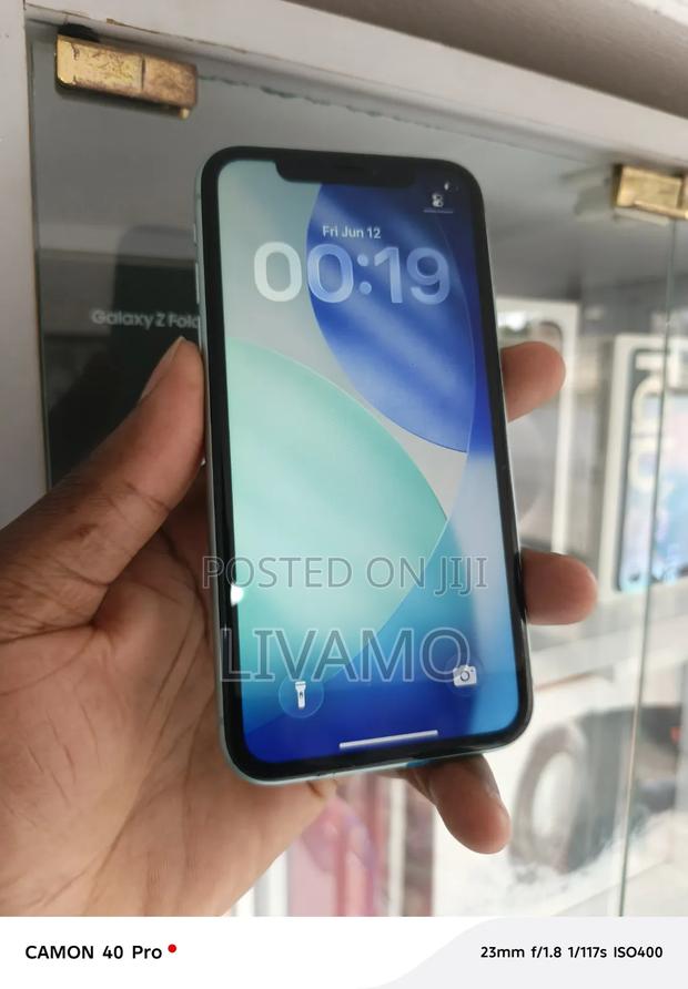 Apple iPhone 11 128 GB - thumbnail 2