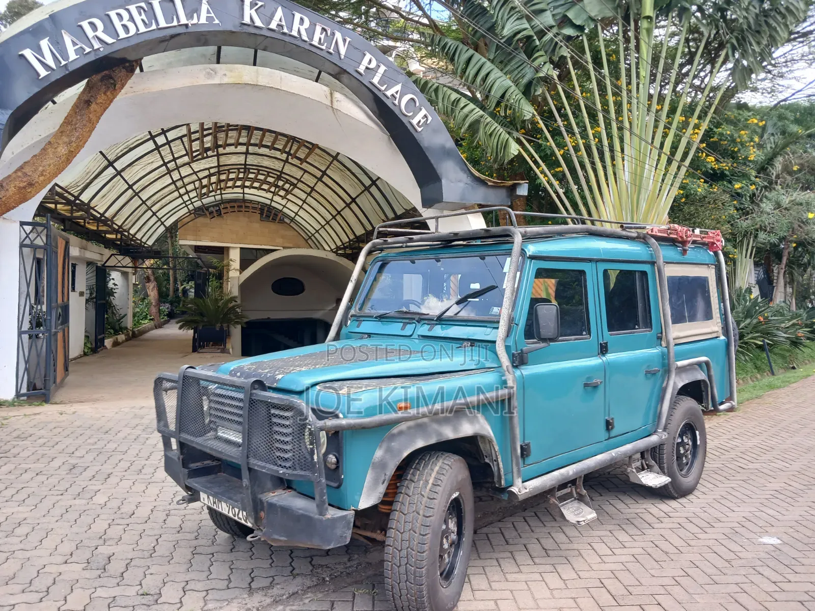 Land Rover Defender Base 4x4 1993 Blue