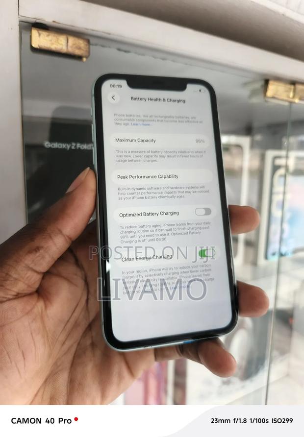 Apple iPhone 11 128 GB - thumbnail 3