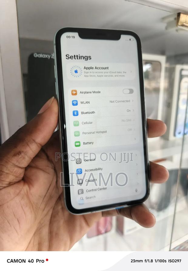 Apple iPhone 11 128 GB - thumbnail 4