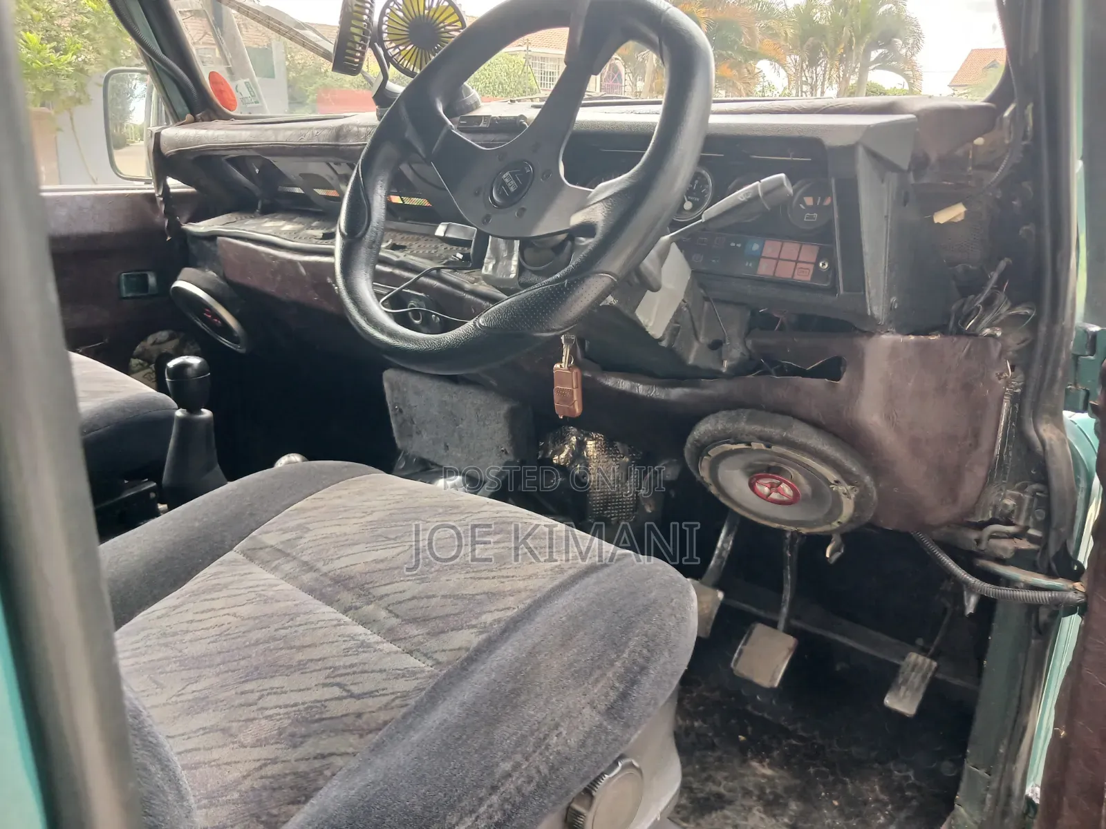 Land Rover Defender Base 4x4 1993 Blue