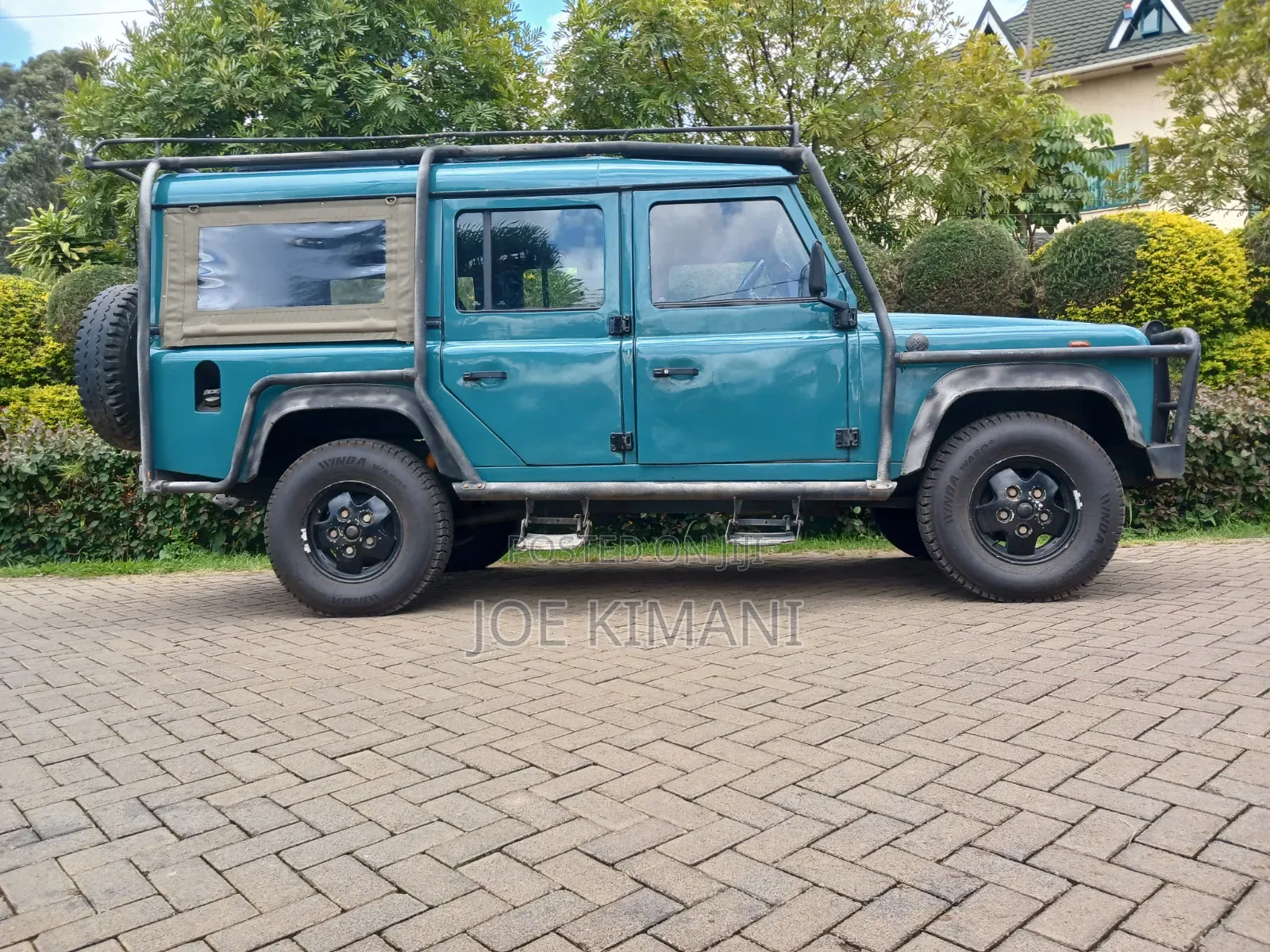 Land Rover Defender Base 4x4 1993 Blue