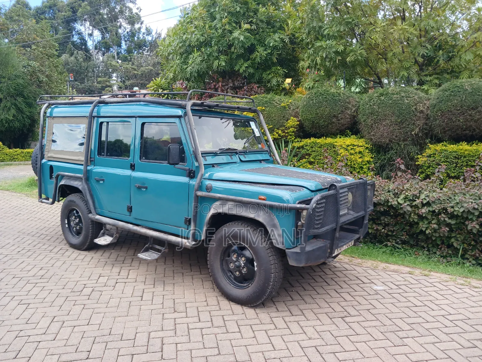 Land Rover Defender Base 4x4 1993 Blue