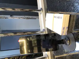 Original Pixel 8 Pro Broken Screen Replacement Installation