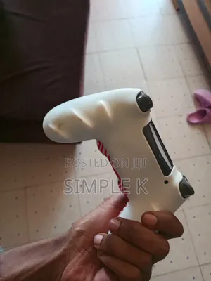 Play Station 4