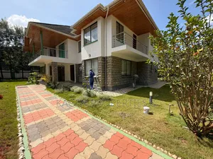 5bdrm Villa in Karen C for rent