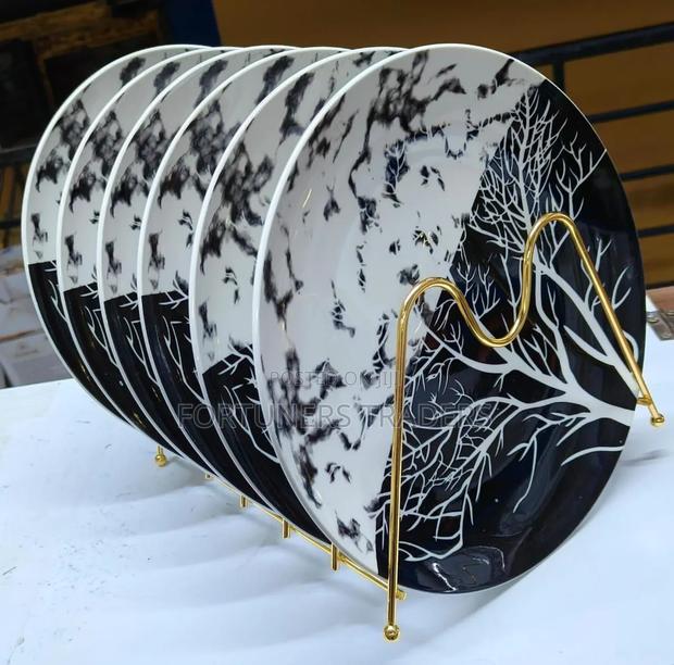 6 Set of Tree Plates.