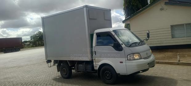 Mazda Bongo Pickup - thumbnail 6
