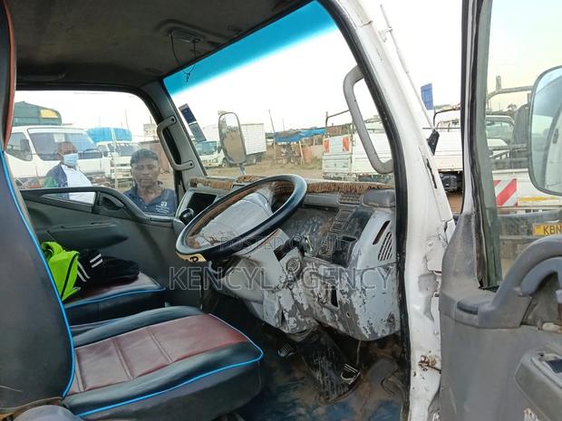 Mitsubishi Canter KBZ - thumbnail 6