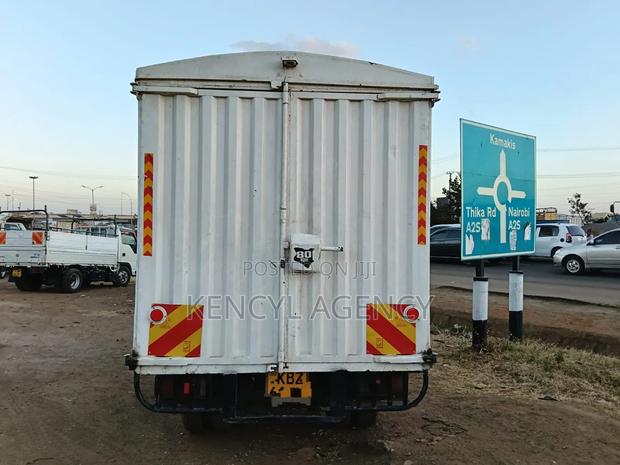 Mitsubishi Canter KBZ - thumbnail 8