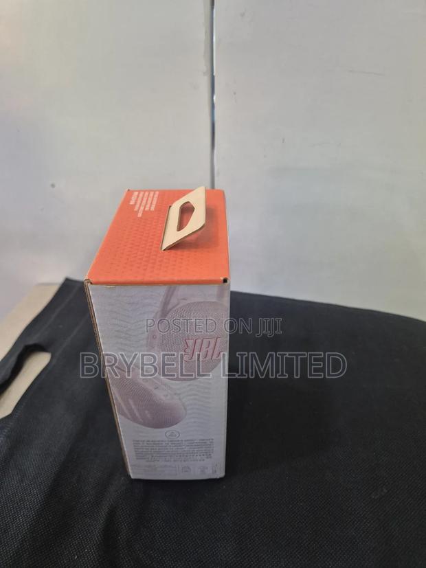 JBL Clip 5 White Speaker - thumbnail 4