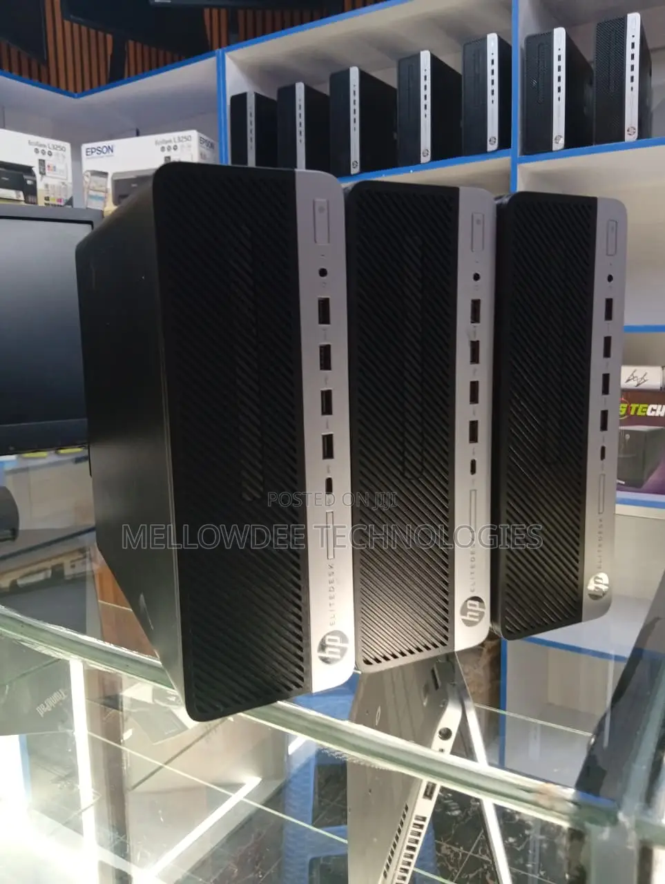 Desktop Computer HP EliteDesk 705 8GB AMD Ryzen 5 SSD 256GB