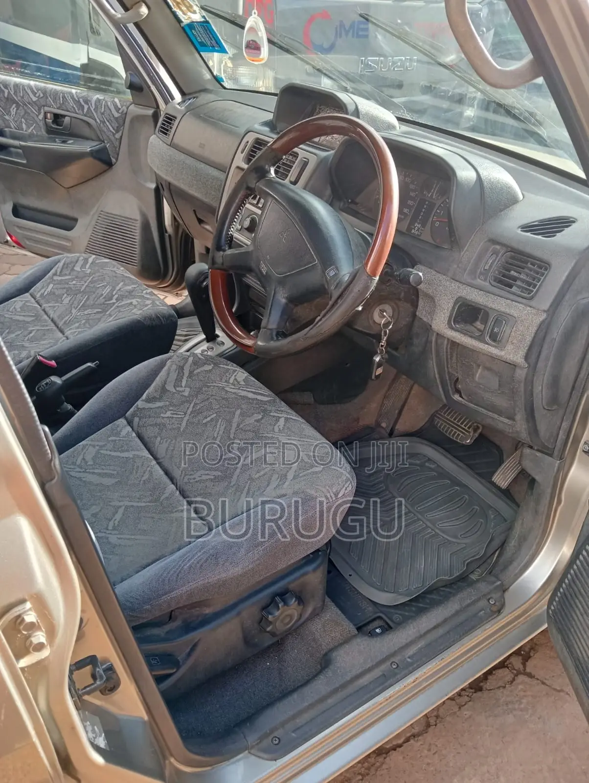 Mitsubishi Pajero 2001 Silver