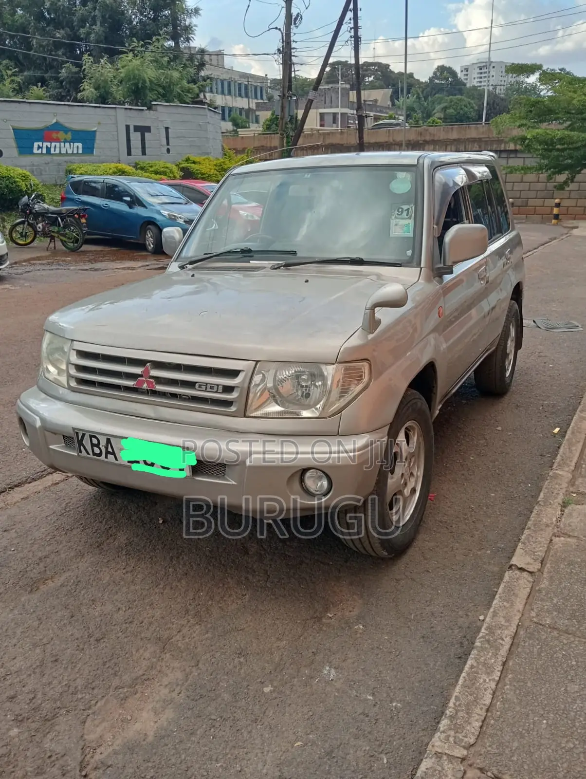 Mitsubishi Pajero 2001 Silver
