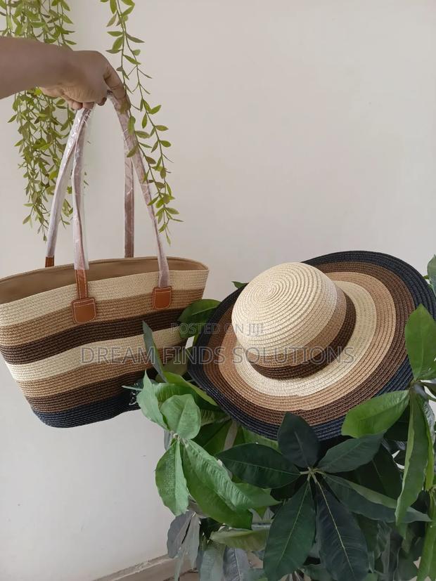 Matching Handbag and Hat Summer Hat