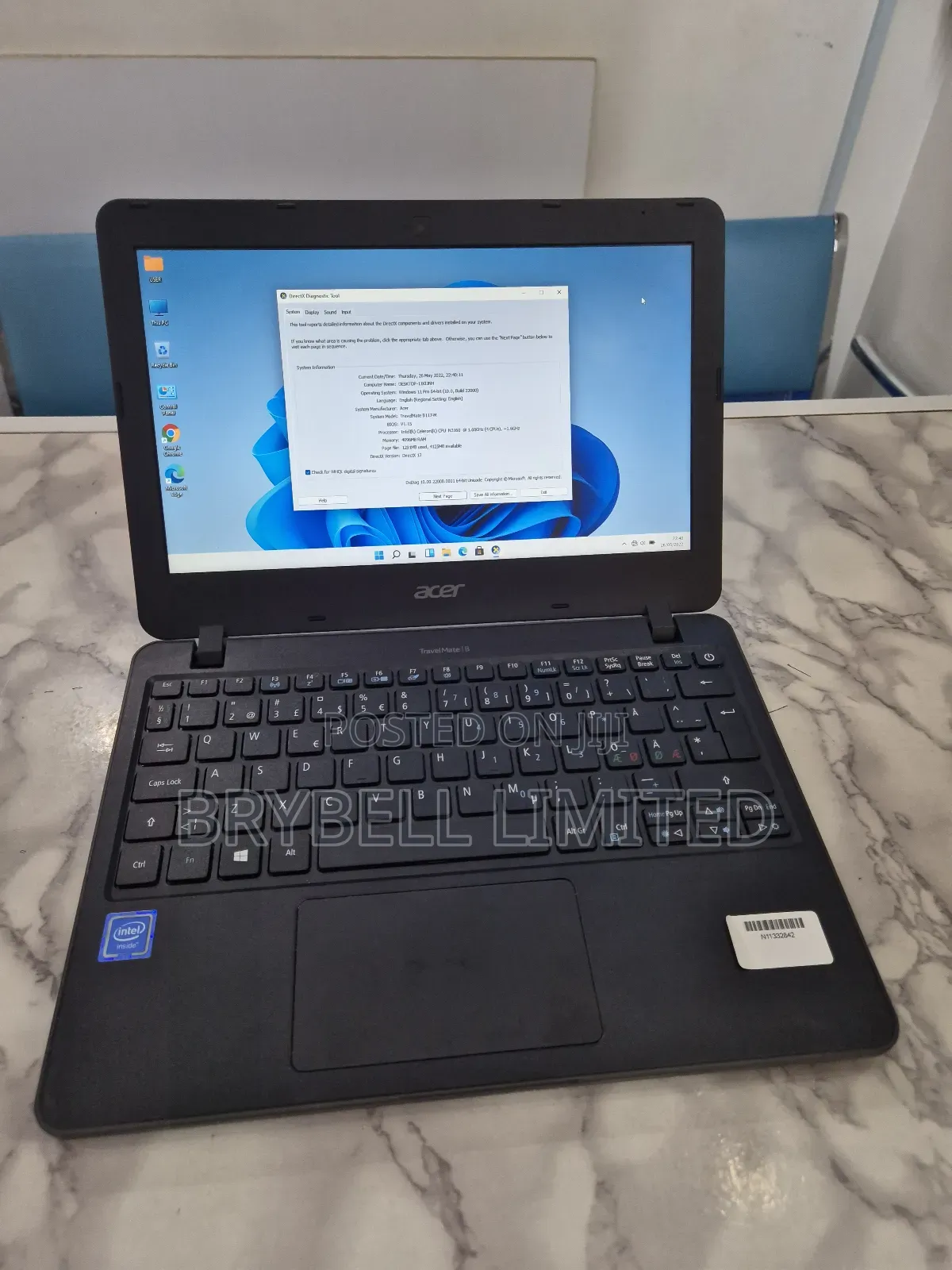 Laptop Acer TravelMate B 4GB Intel Celeron SSHD+SSD 72GB