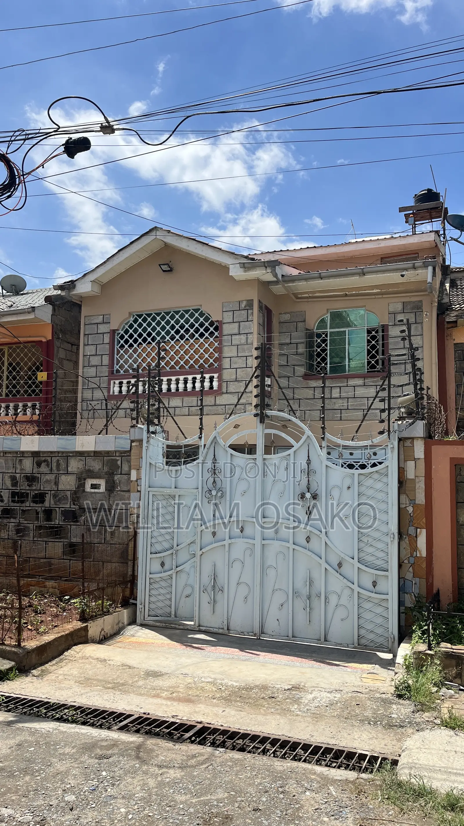 7bdrm Mansion in Nasra Gardens Estate, Komarock for sale