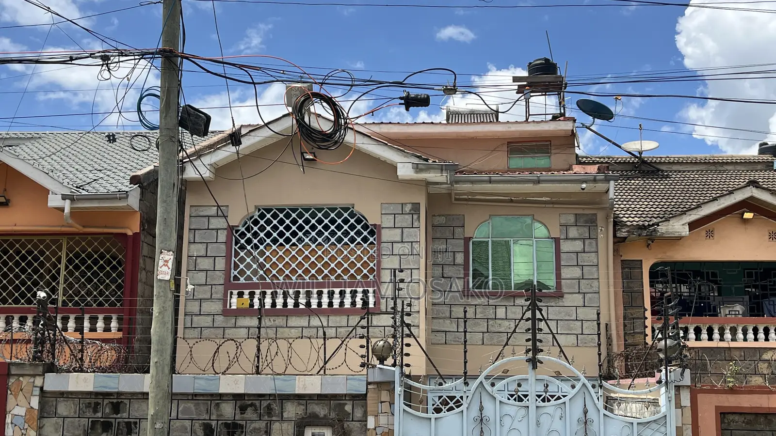 7bdrm Mansion in Nasra Gardens Estate, Komarock for sale