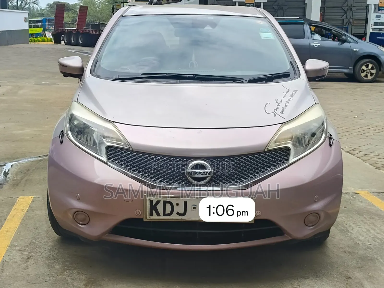 Nissan Note 2015 Pink