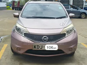 Nissan Note 2015 Pink