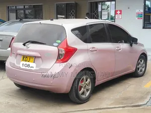 Nissan Note 2015 Pink