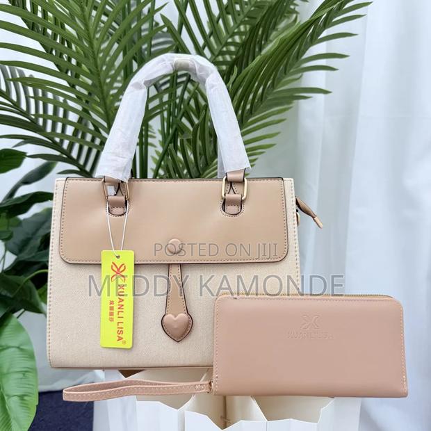 Black Nude Handbag - thumbnail 3