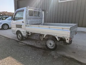 Nissan Clipper