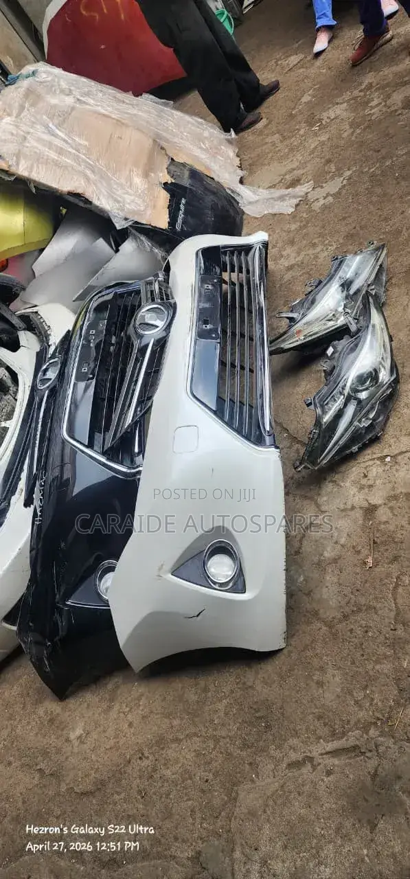 Auris 2013/2014 Bumper Complete