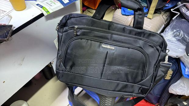 Laptop /Documents Shoulder Bags - thumbnail 2