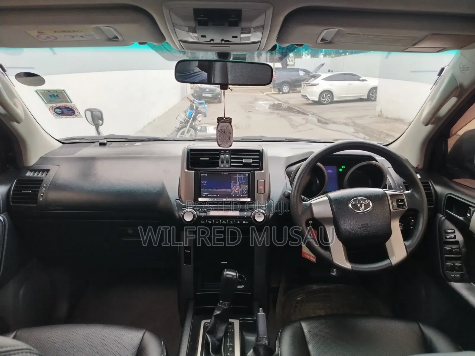 Toyota Land Cruiser Prado 2.7 2018 Black